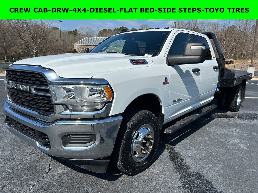 2024 RAM 3500 Chassis SLT Crew Cab LB DRW 4WD
