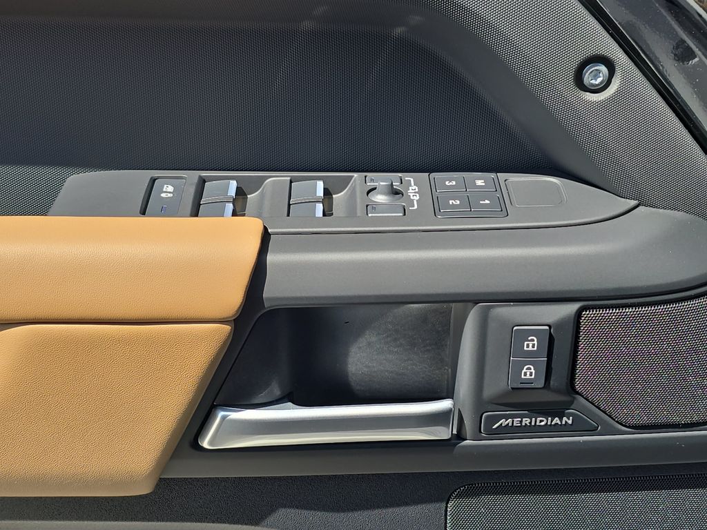 New 2026 Black Land Rover S image 28