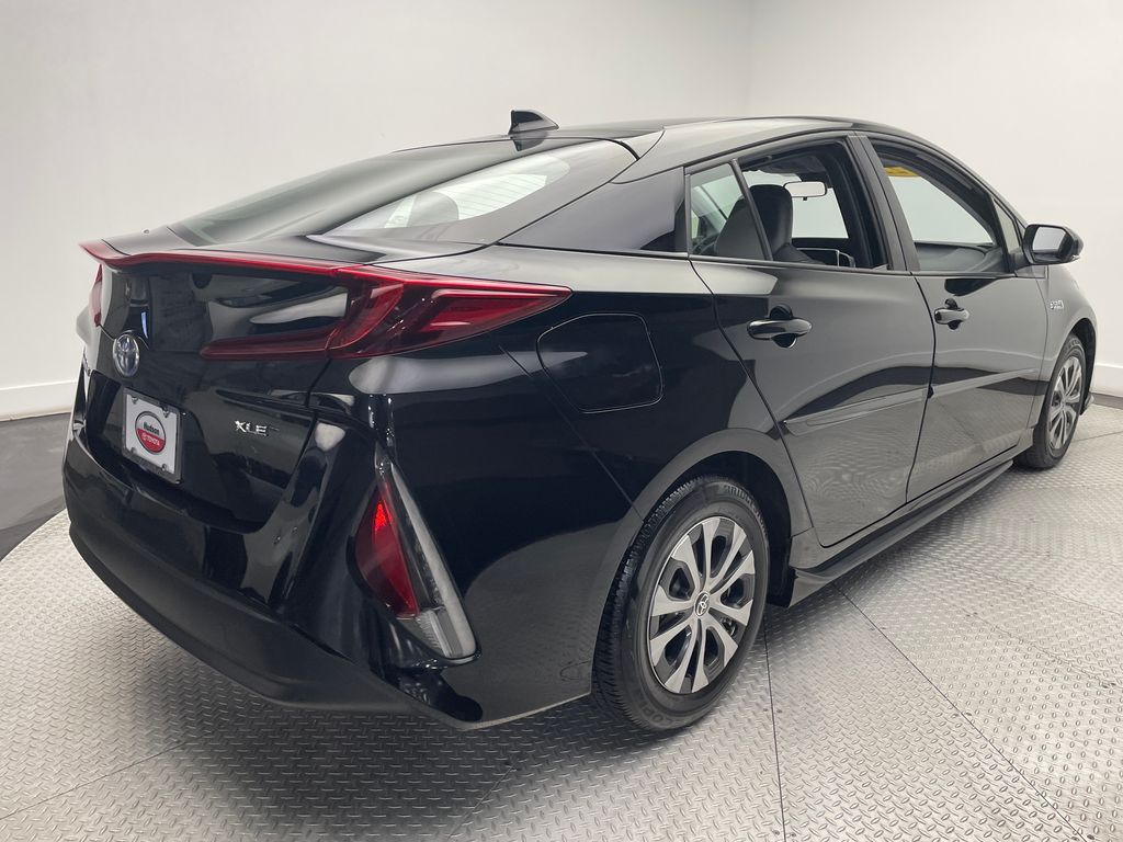 2022 Toyota Prius Prime XLE 5