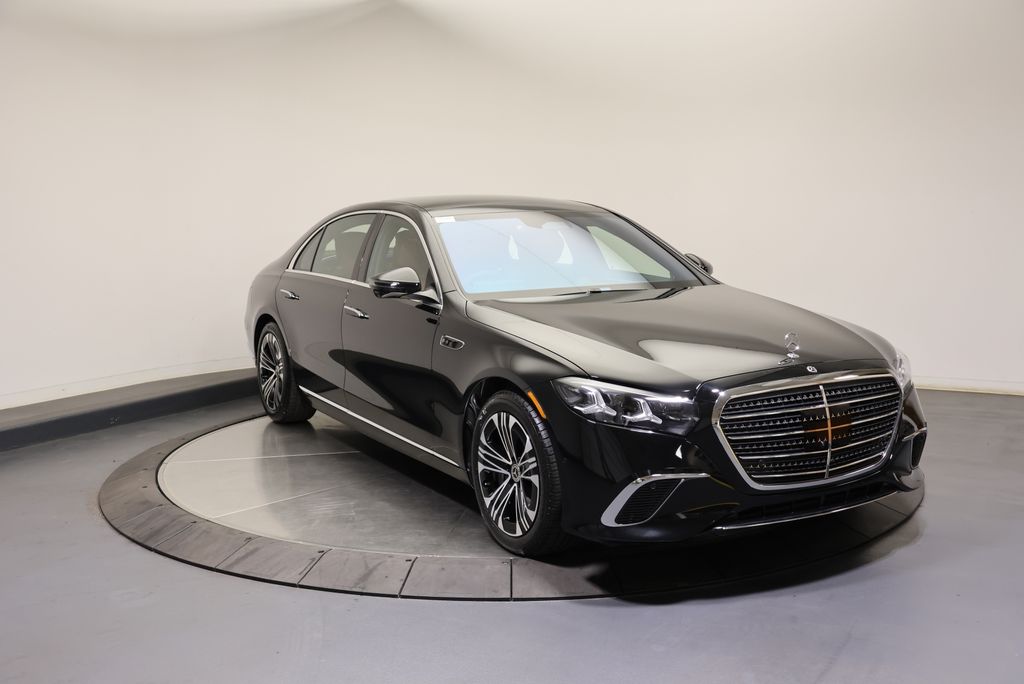 Thumbnail: 2027 Mercedes-Benz S-Class - 3