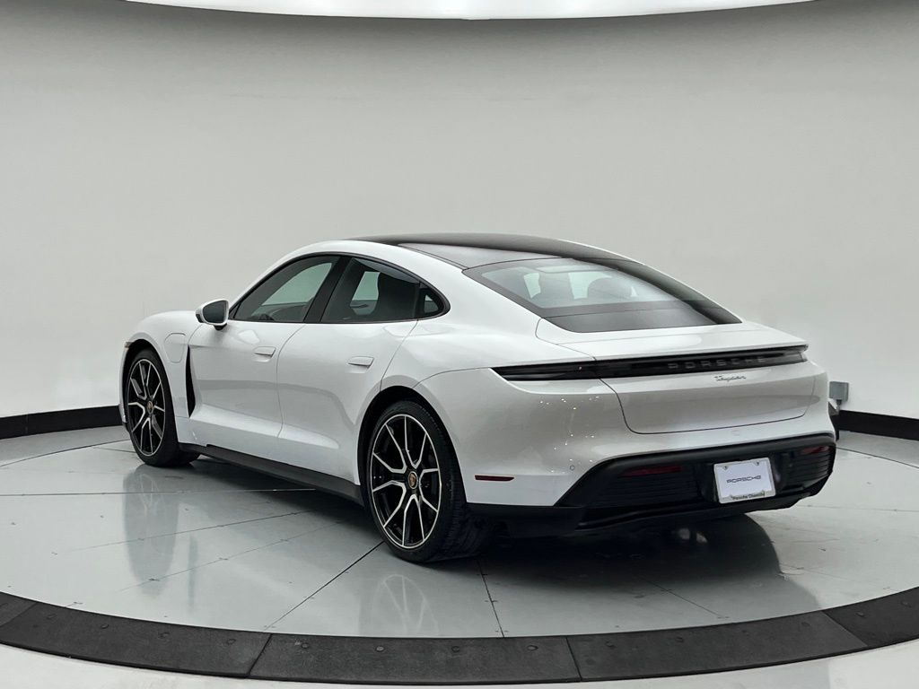 Thumbnail: 2023 Porsche Taycan - 3