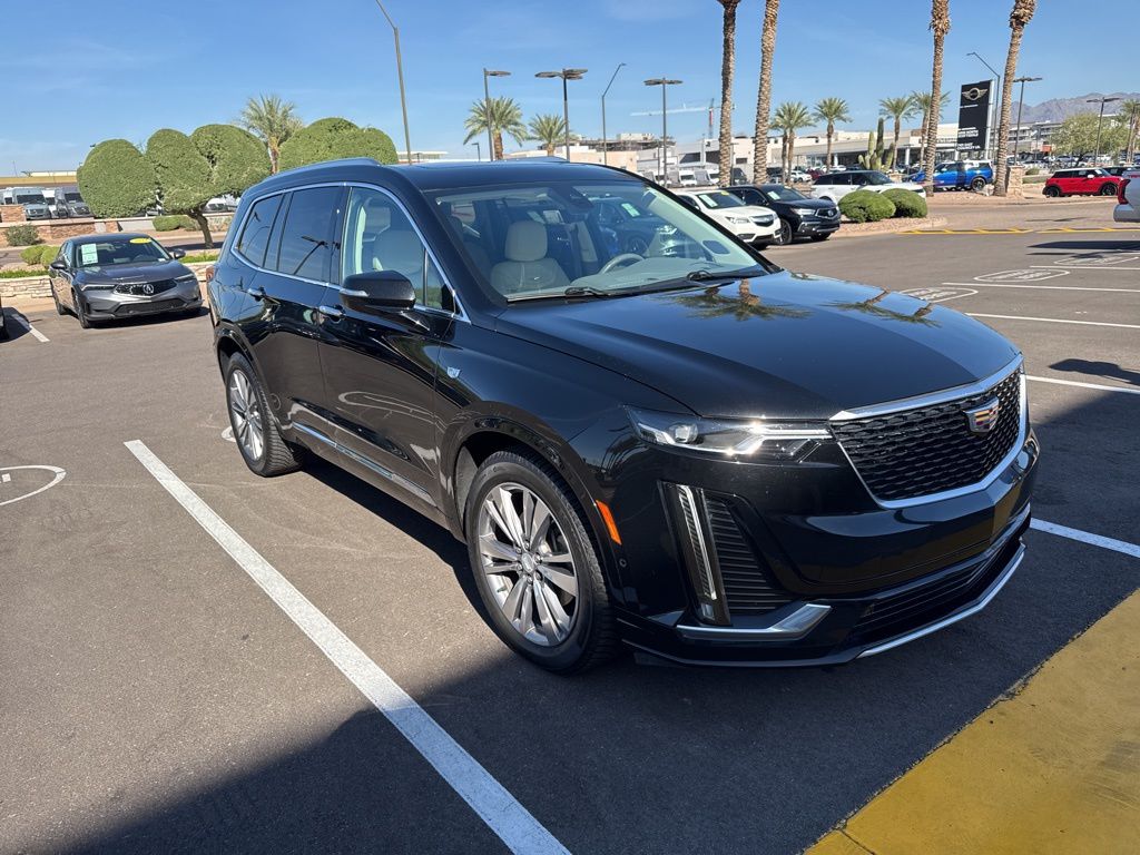 Thumbnail: 2020 Cadillac XT6 - 3