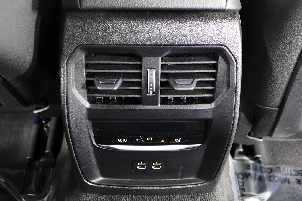 Thumbnail: 2023 BMW i4 - 24