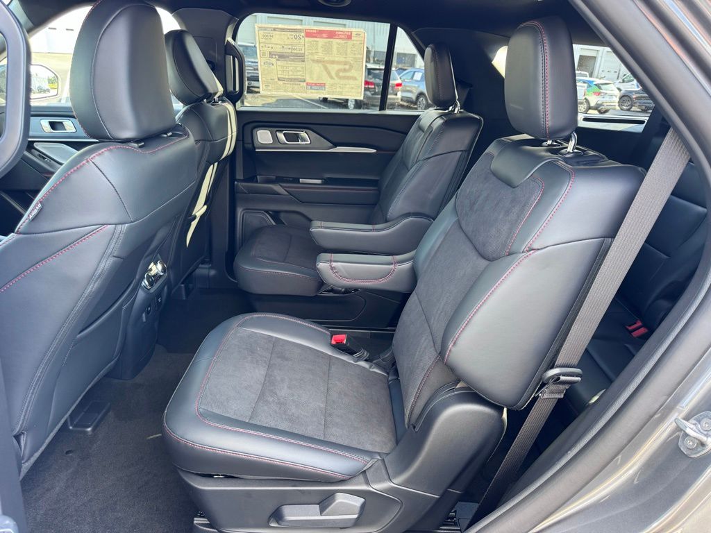 FordExplorer32