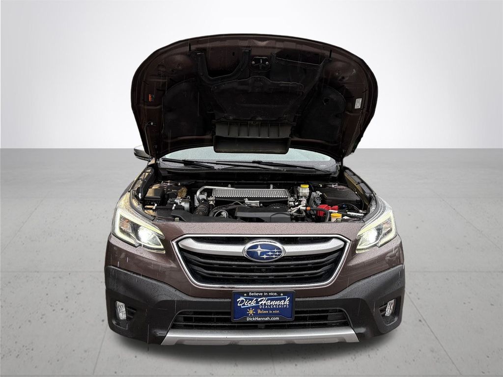 2022 Subaru Outback Touring XT