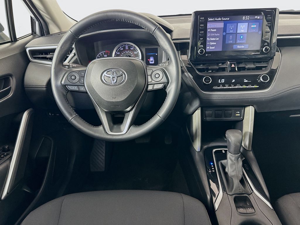 Thumbnail: 2022 Toyota Corolla Cross - 21