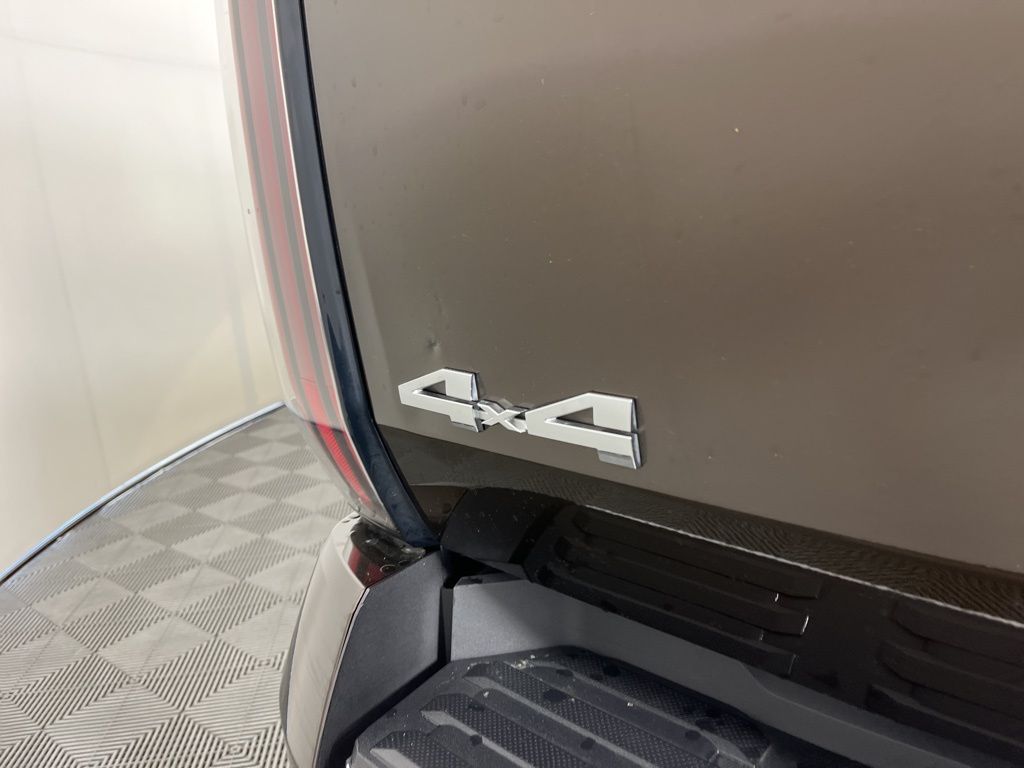 Thumbnail: 2023 Toyota Tundra - 13