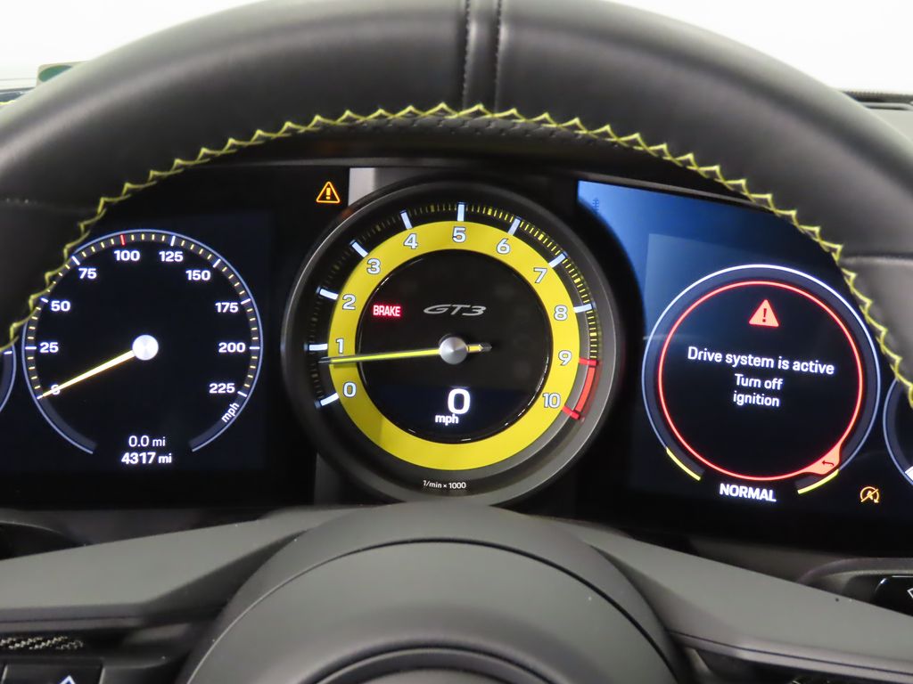 Thumbnail: 2022 Porsche 911 - 18