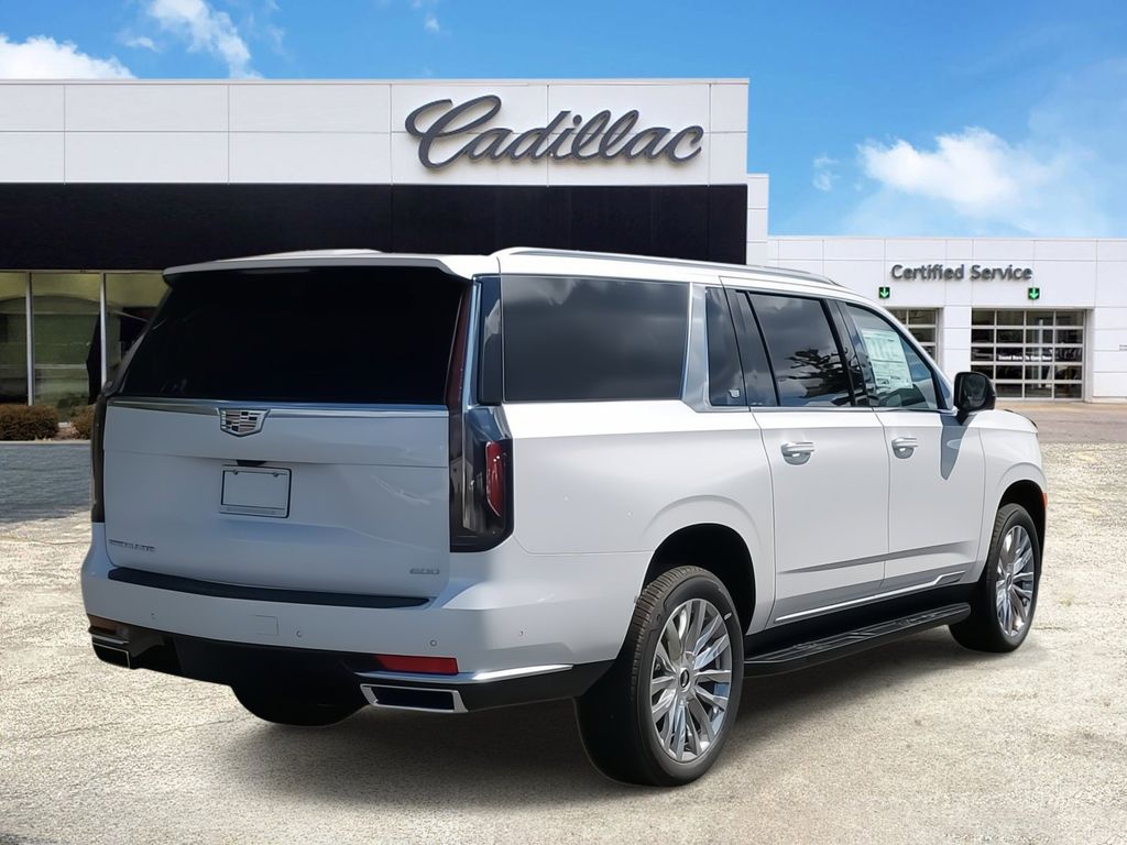 2024 Cadillac Escalade ESV Premium 7