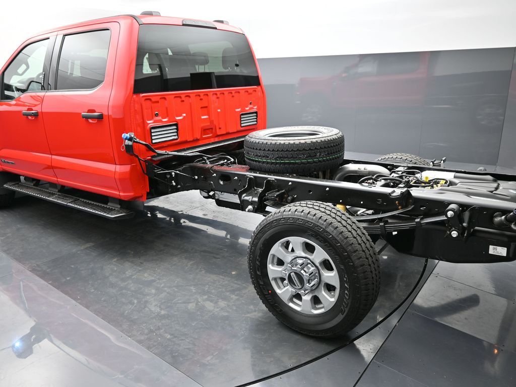 2024 Ford F-350 Super Duty XLT