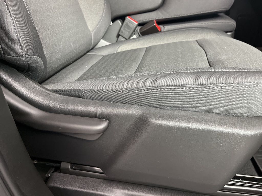 Thumbnail: 2026 Chevrolet Silverado 2500 - 10