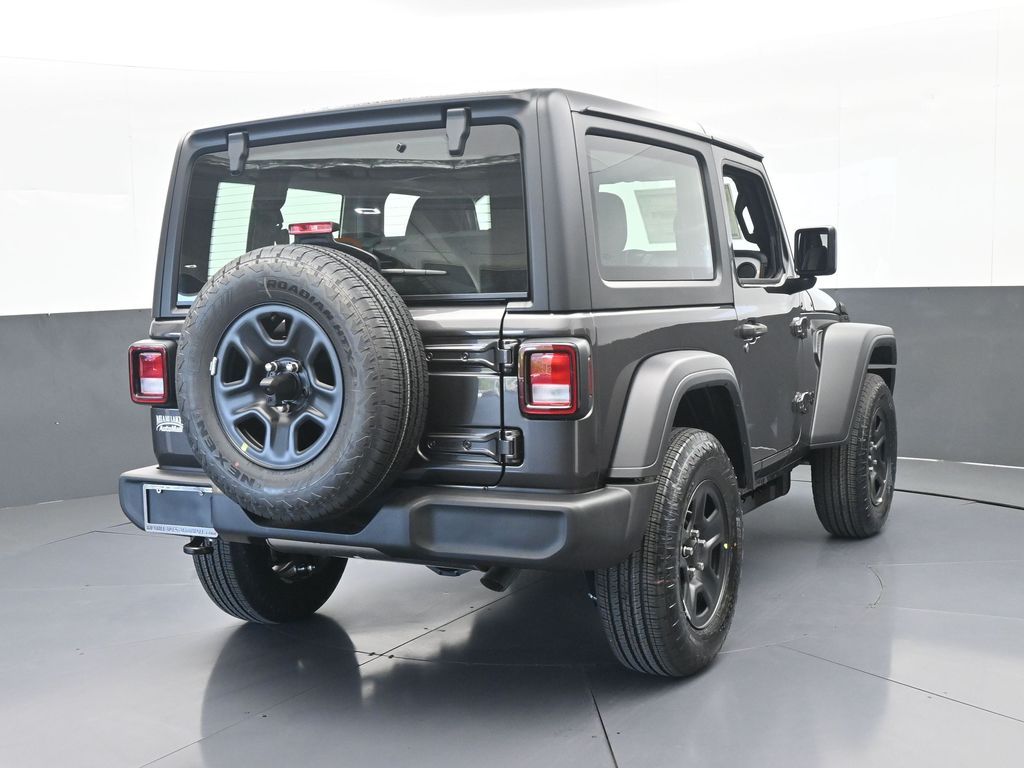 New 2026 Granite Crystal Metallic Clearcoat Jeep Sport image 5