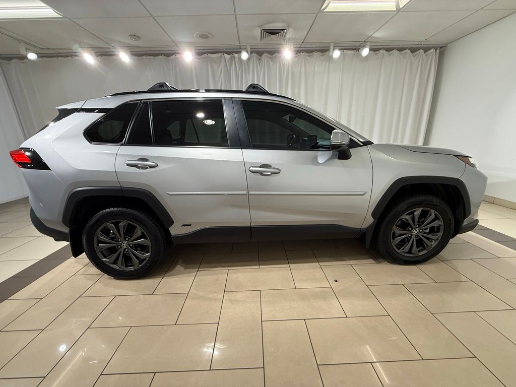 Thumbnail: 2024 Toyota RAV4 - 6