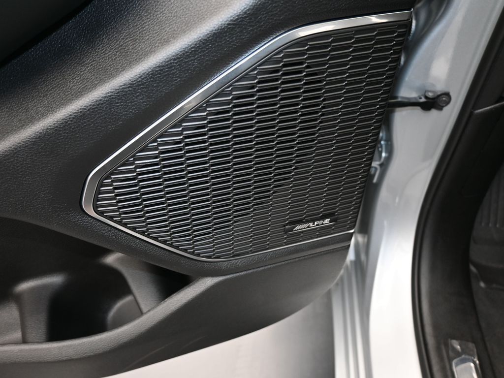 Used 2024 Silver Zynith Jeep Overland image 14