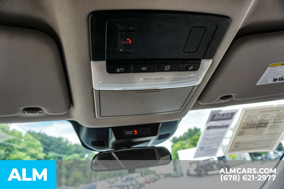 Used 2024 White Nissan SV image 32