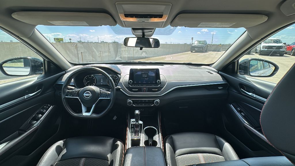 2025 Nissan Altima 2.5 SR Gray at Central Houston Nissan