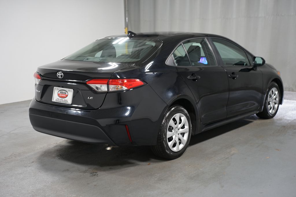 2023 Toyota Corolla LE 8