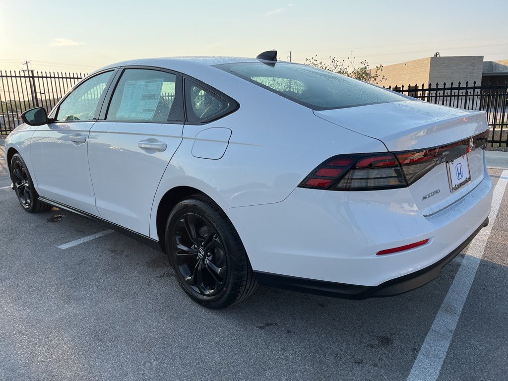 Thumbnail: 2025 Honda Accord - 4