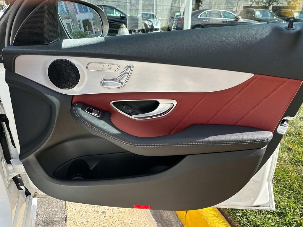 Thumbnail: 2020 Mercedes-Benz C-Class - 19