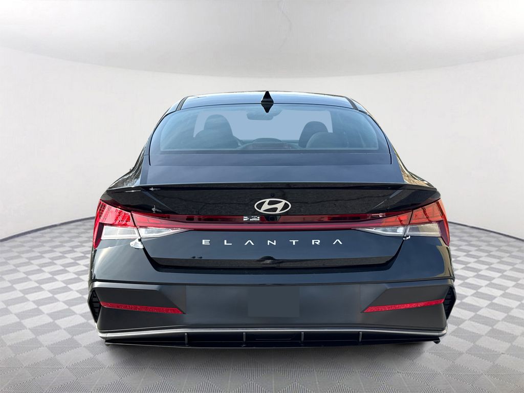 2026 Hyundai Elantra SEL Sport - 3