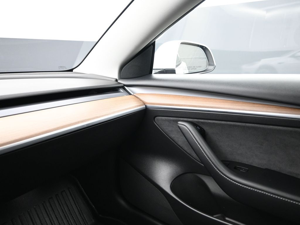 2022 Tesla Model 3 Long Range Dual Motor All-Wheel Drive