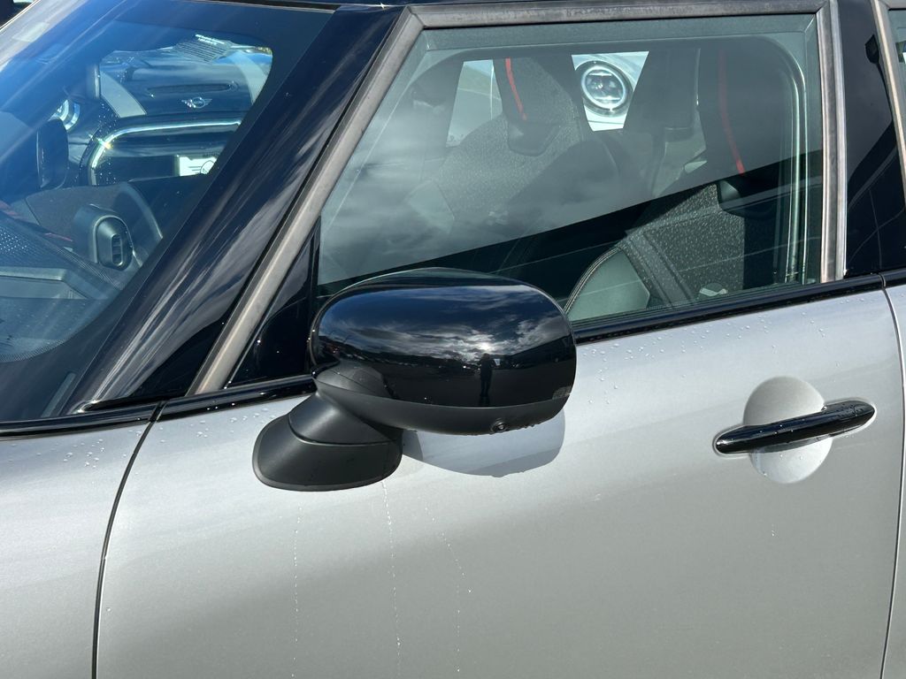 Thumbnail: 2025 MINI Cooper - 10
