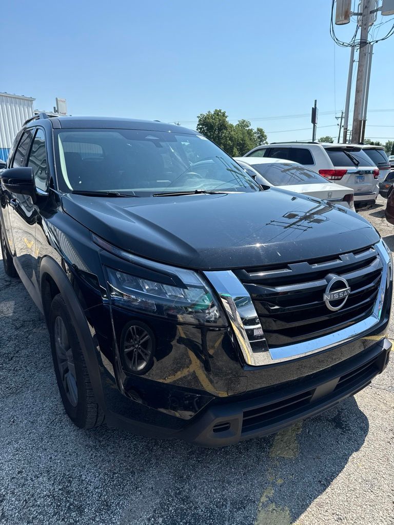 Super Black 2024 Nissan Pathfinder SUV / Crossover All-Wheel Drive 9-Speed Automatic