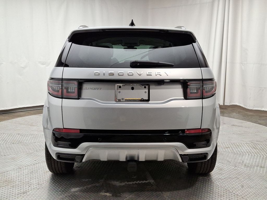 2024 Land Rover Discovery Sport S 5