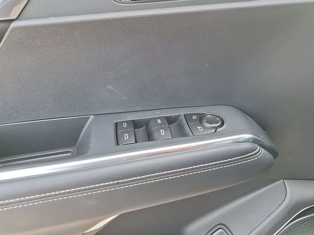 New 2026 Silver GMC Elevation image 32