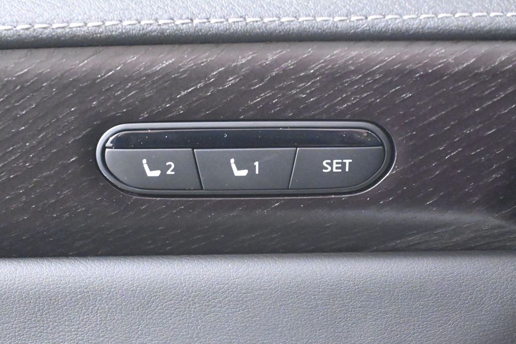 Thumbnail: 2026 INFINITI QX60 - 26