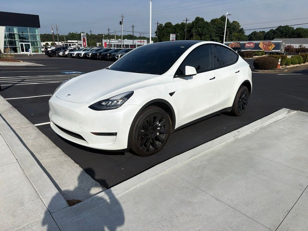 White 2022 Tesla Model Y SUV / Crossover All-Wheel Drive 1-Speed Automatic