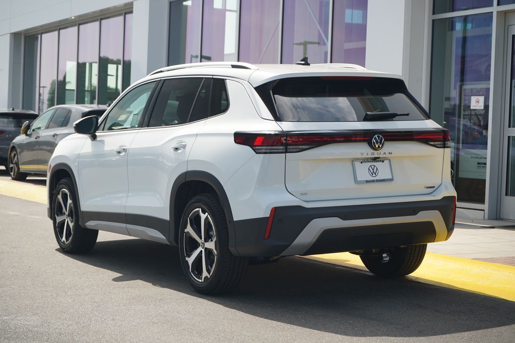 Thumbnail: 2026 Volkswagen Tiguan - 3