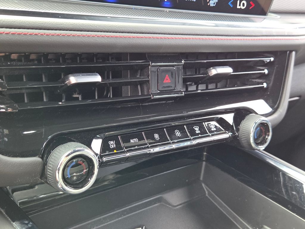 Used 2025 Chevrolet Suburban SUV