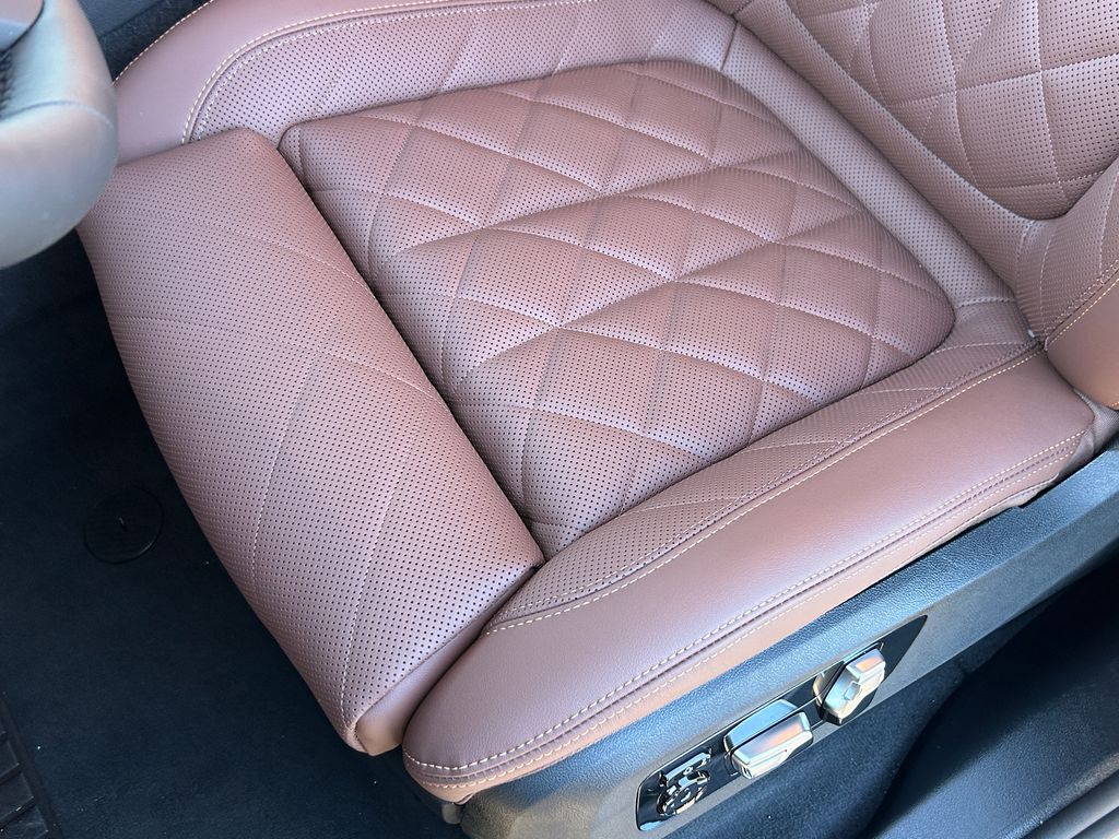 Thumbnail: 2026 BMW X5 - 15