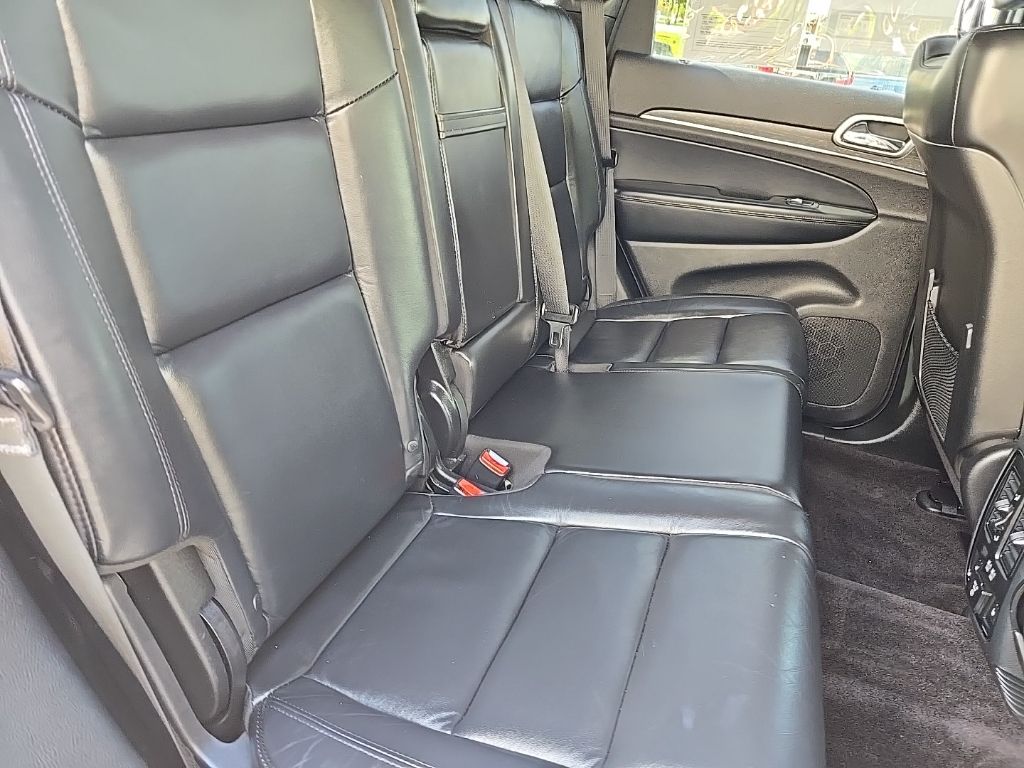 2018 Jeep Grand Cherokee Limited Edition 28
