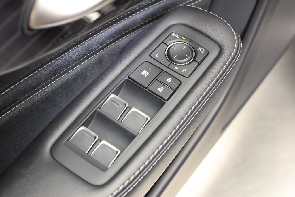 Thumbnail: 2019 Lexus LS - 29