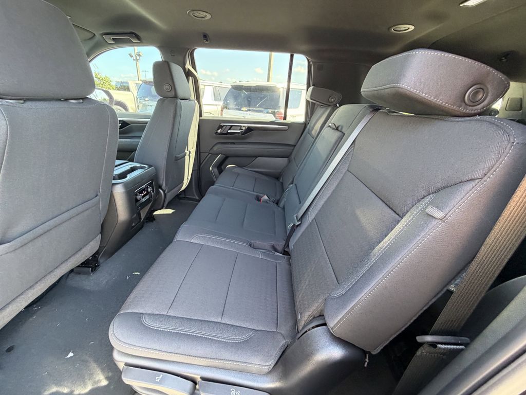 new 2026 Chevrolet Suburban car, priced at $61,995