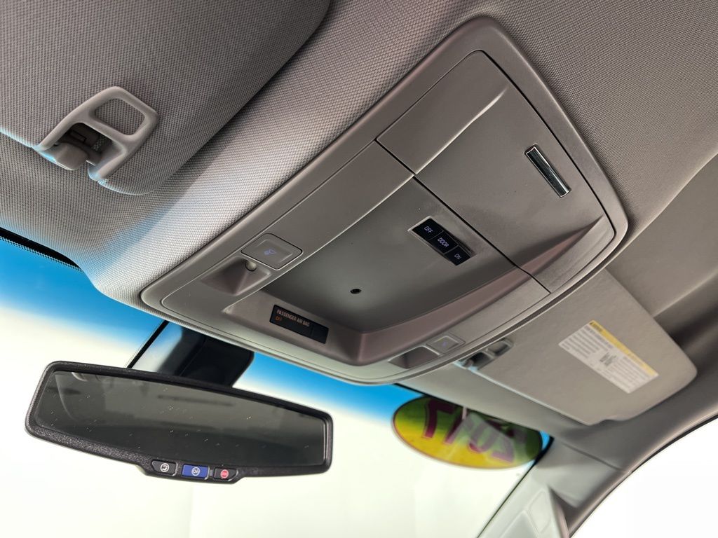 Thumbnail: 2017 Chevrolet Tahoe - 29