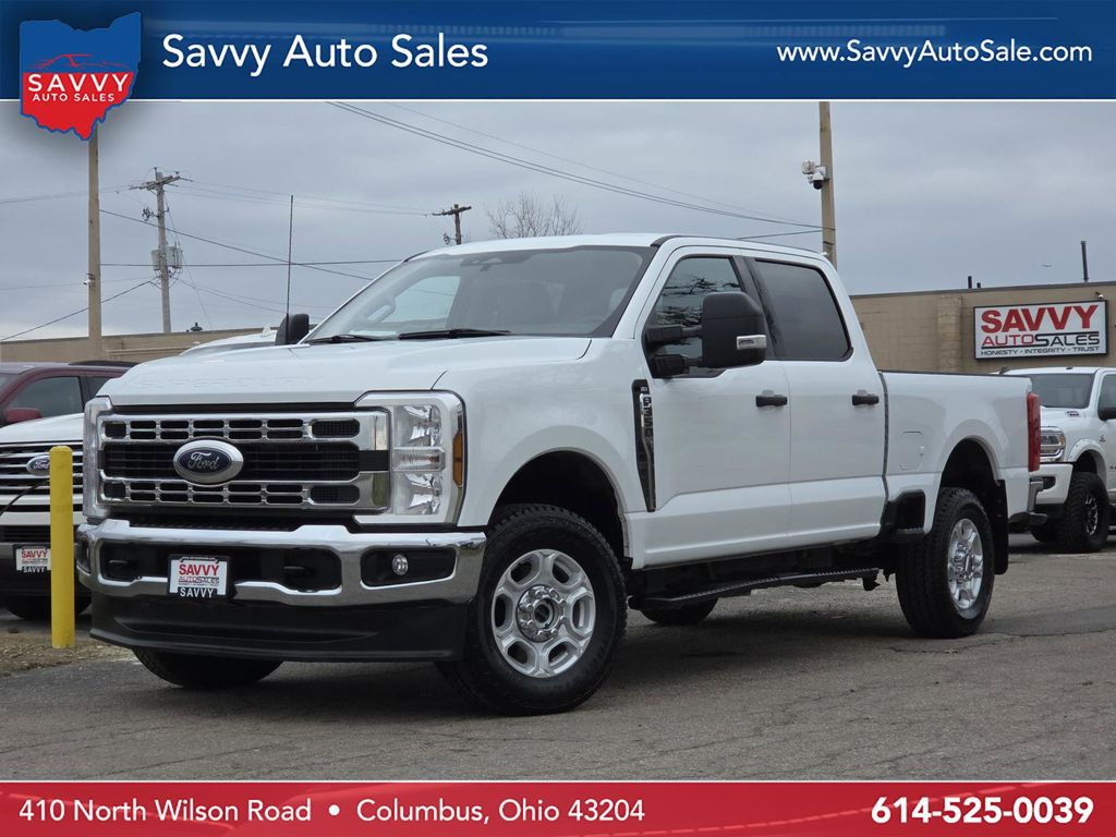 2024 Ford F-350 Super Duty XLT Crew Cab 4WD