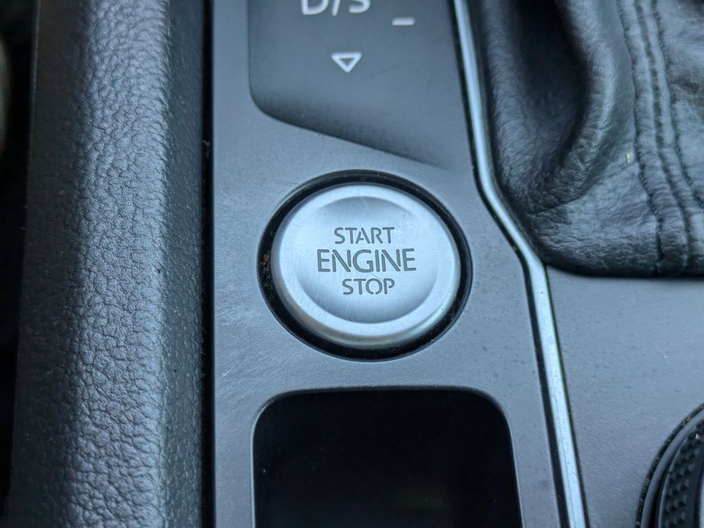 2021 Volkswagen Atlas 3.6L V6 SEL Premium