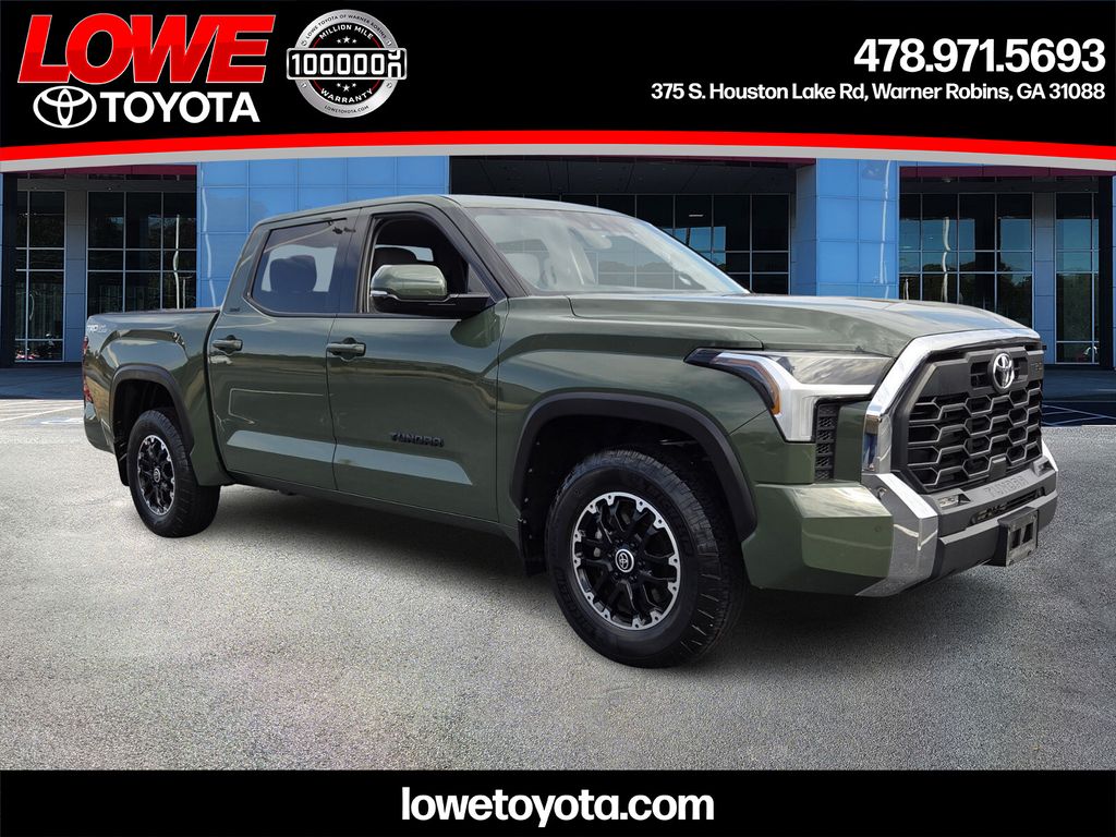 2022 Toyota Tundra SR5 CrewMax Cab RWD
