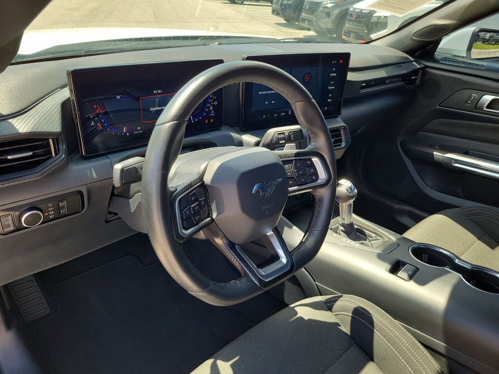 2024 Oxford White Ford Mustang GT RWD Coupe