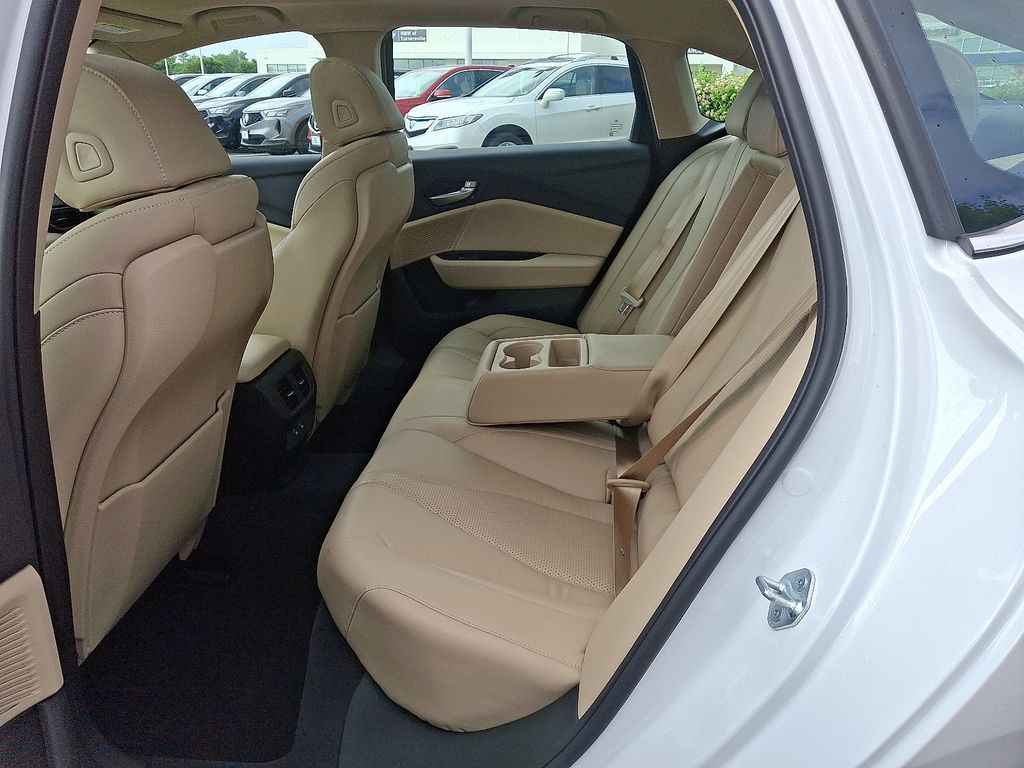 2025 Acura TLX Technology 10