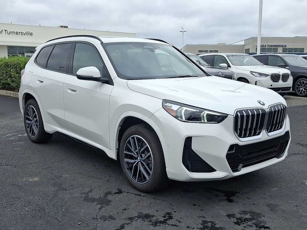 Thumbnail: 2026 BMW X1 - 2