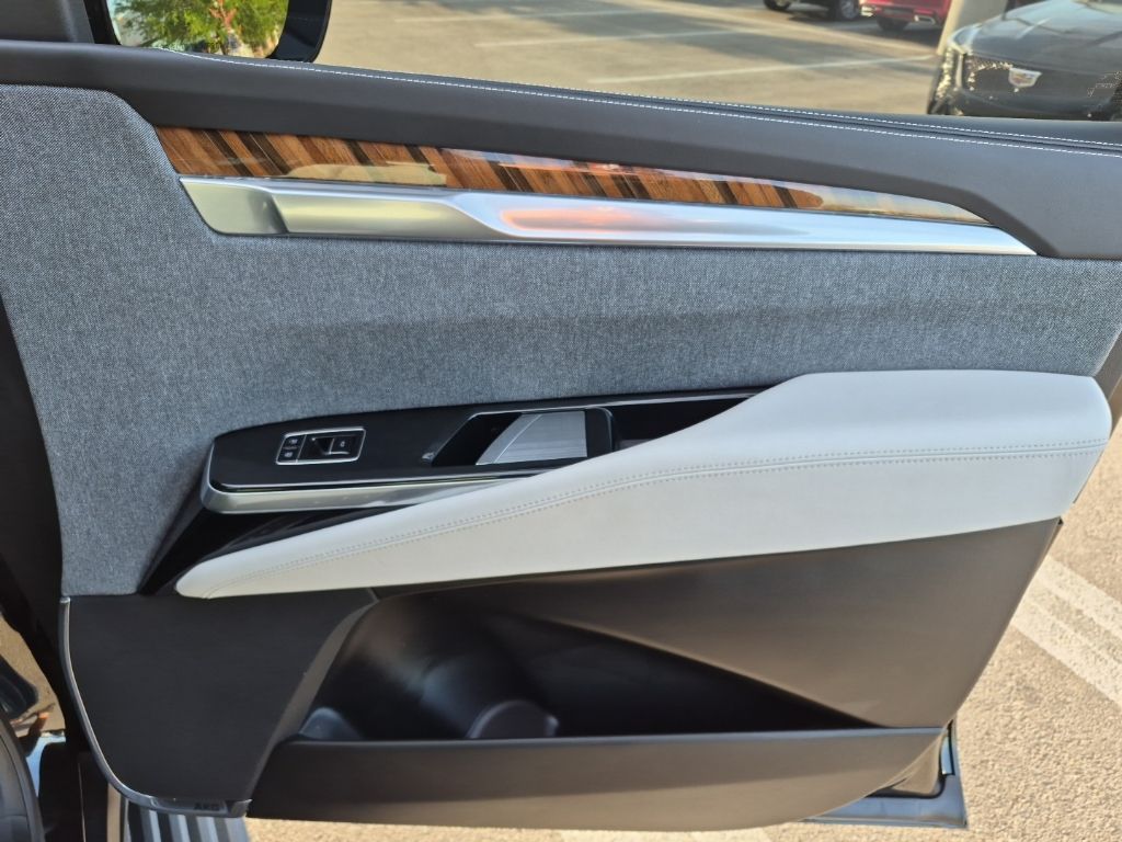 Used Car 2025 Cadillac Escalade Esv  Sport Platinum For Sale Under $120,000 In Austin, Texas