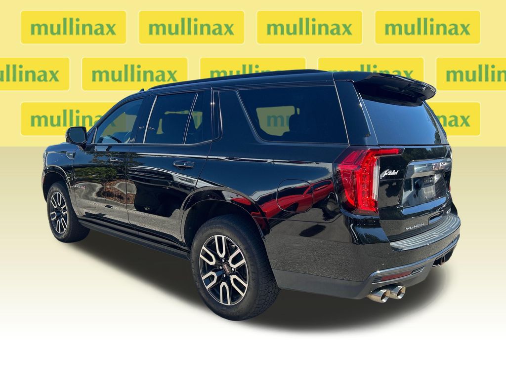 Used 2022 Black GMC AT4 image 3