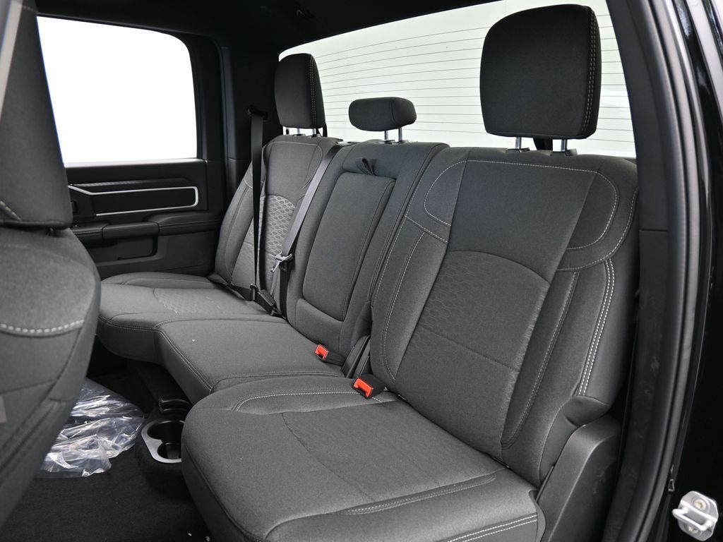 New 2026 Diamond Black Crystal Pearlcoat Ram Big Horn image 33