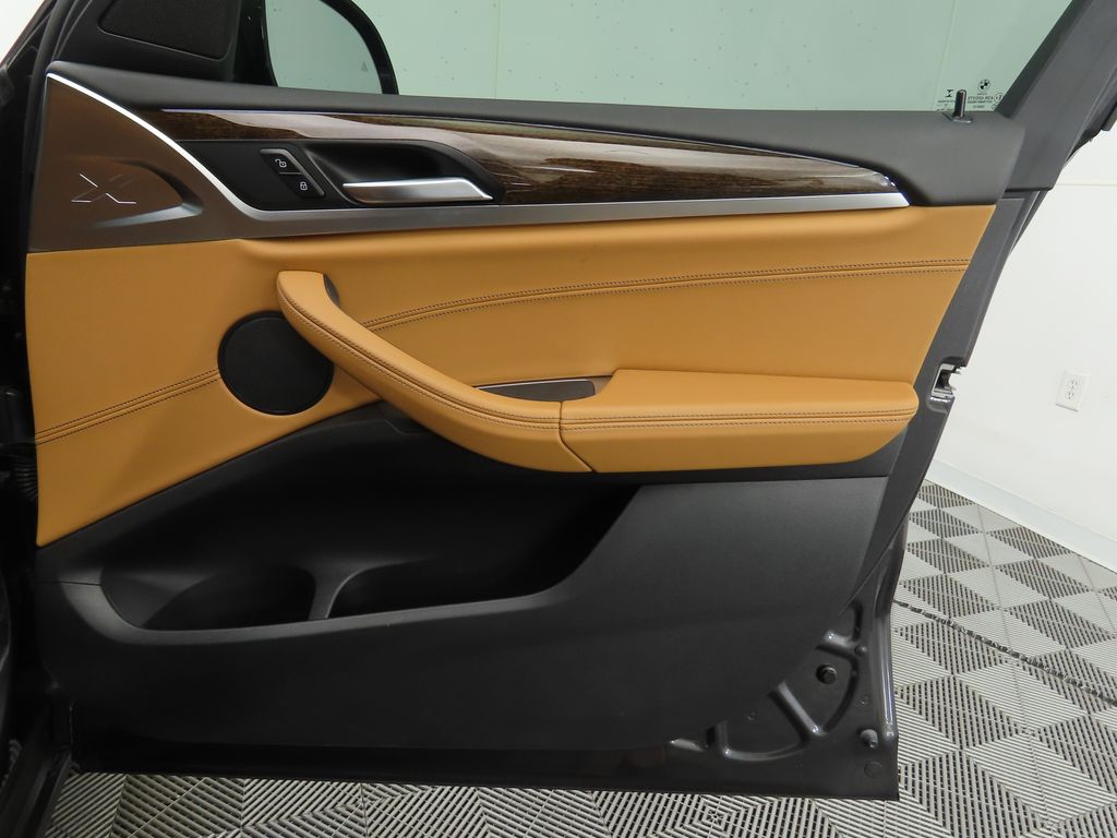 Thumbnail: 2020 BMW X4 - 25