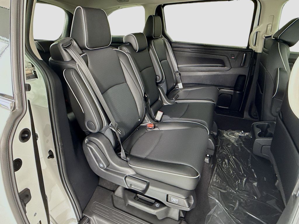 Thumbnail: 2026 Honda Odyssey - 23