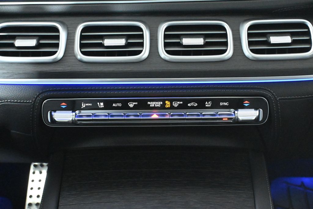 Thumbnail: 2026 Mercedes-Benz GLS - 18